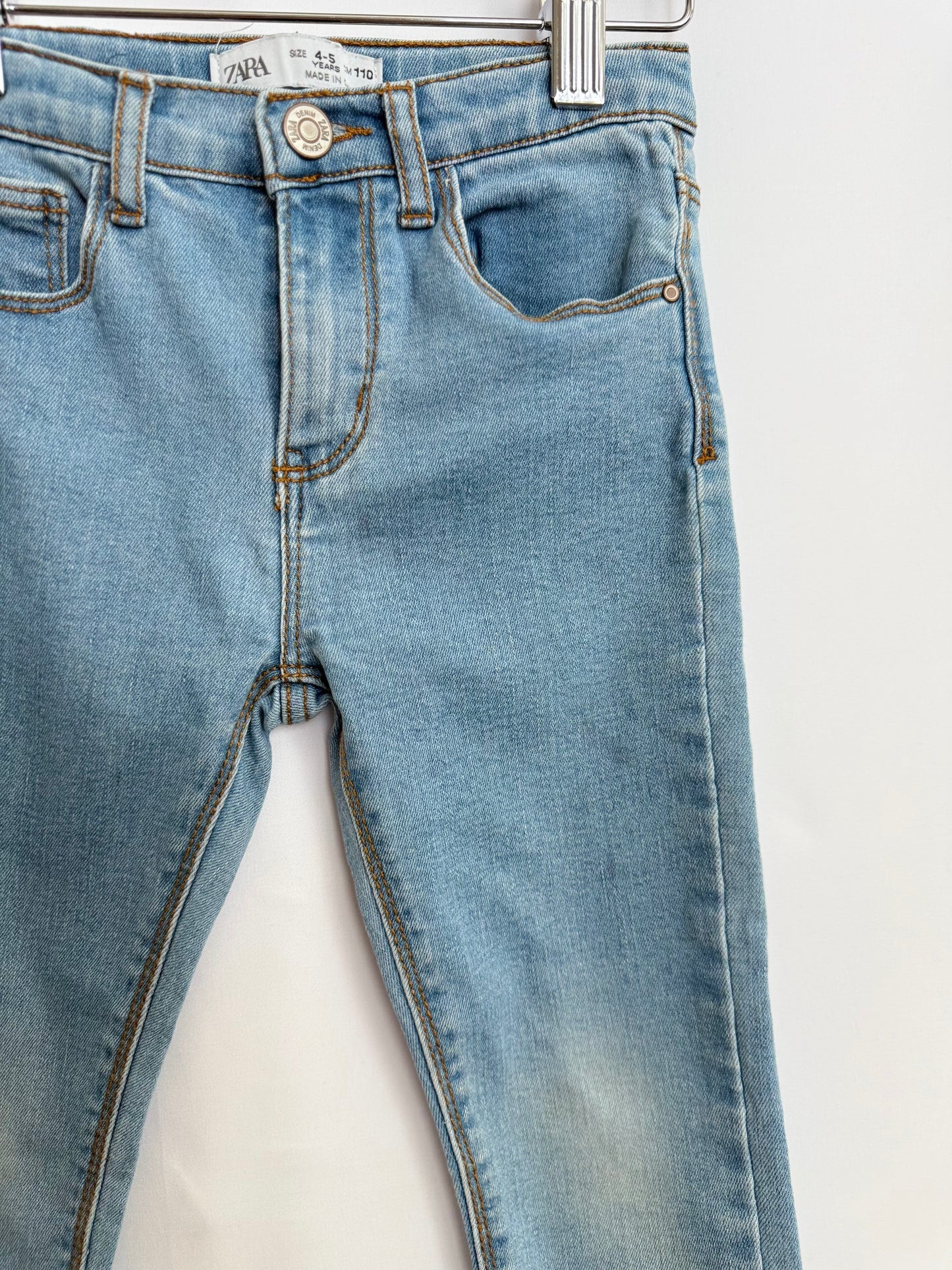 Zara Jeans