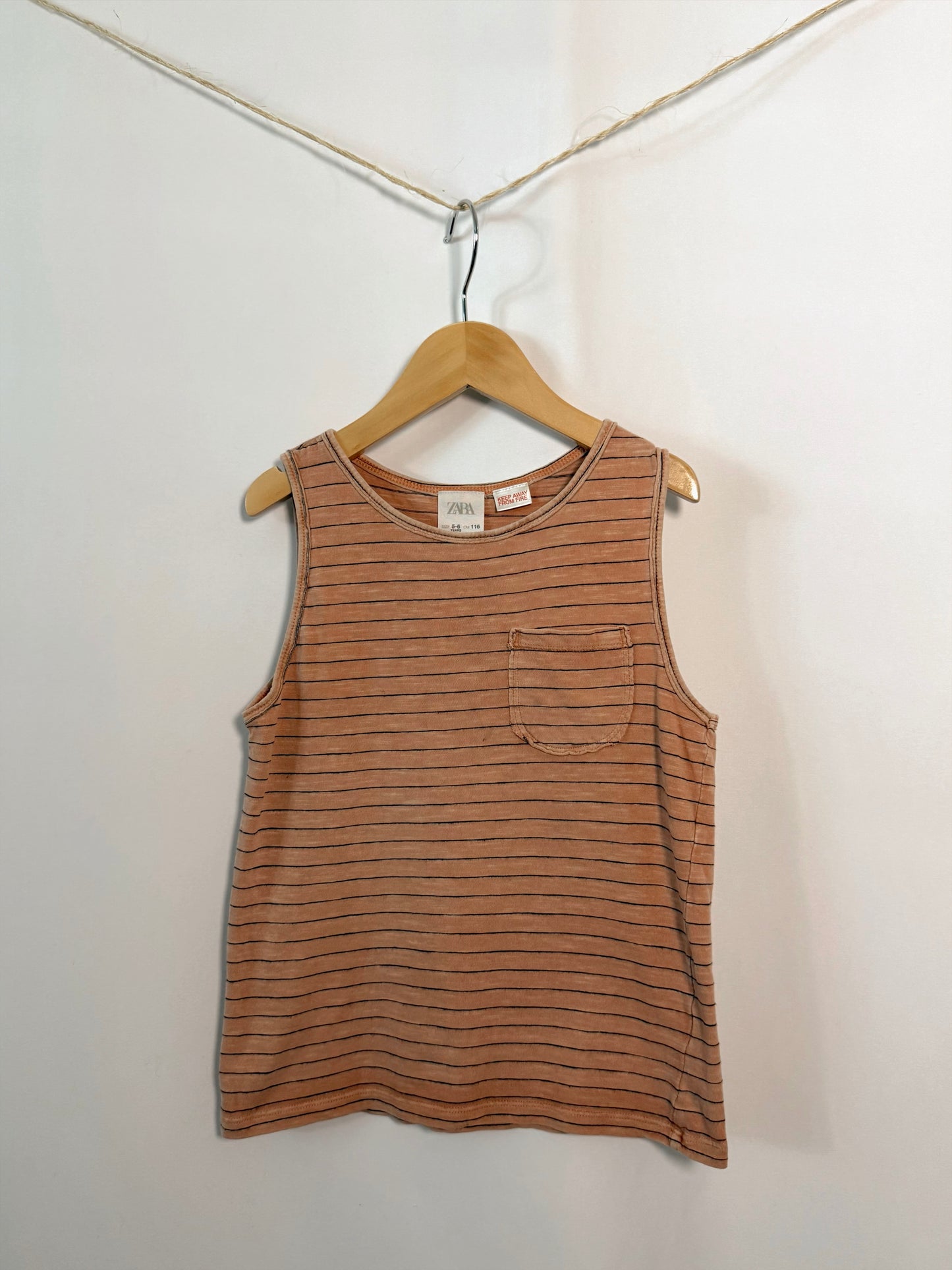 Zara Tee 5-6y