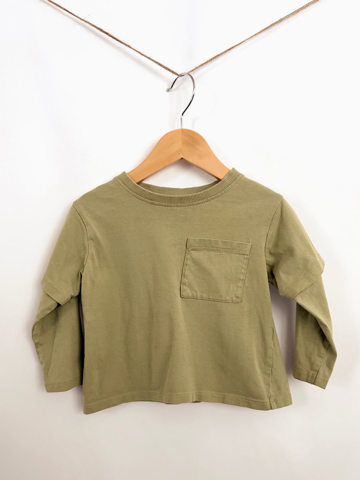 Zara Tee