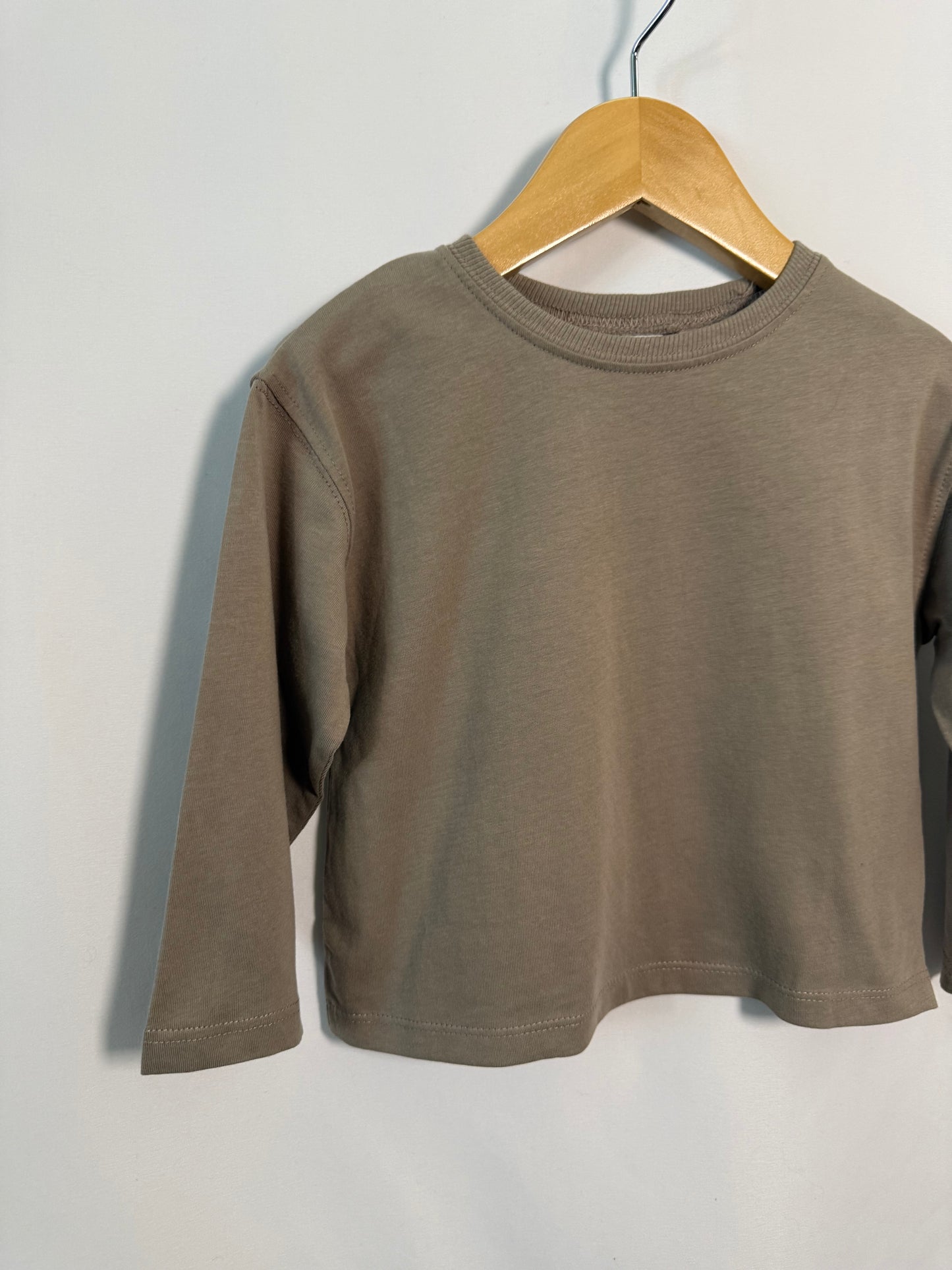 Zara Tee